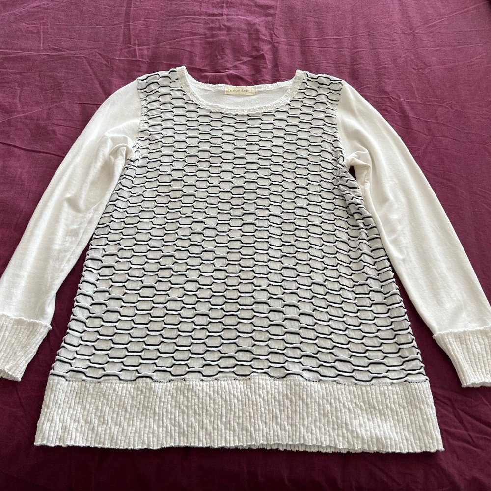 Black/white cotton sweater